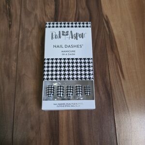 Red Aspen Release the Houndstooth Eleanor